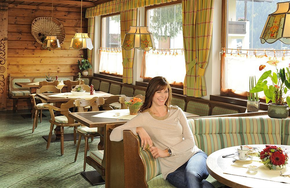 Hotel Alpina Superior Pettneu am Arlberg Eksteriør bilde